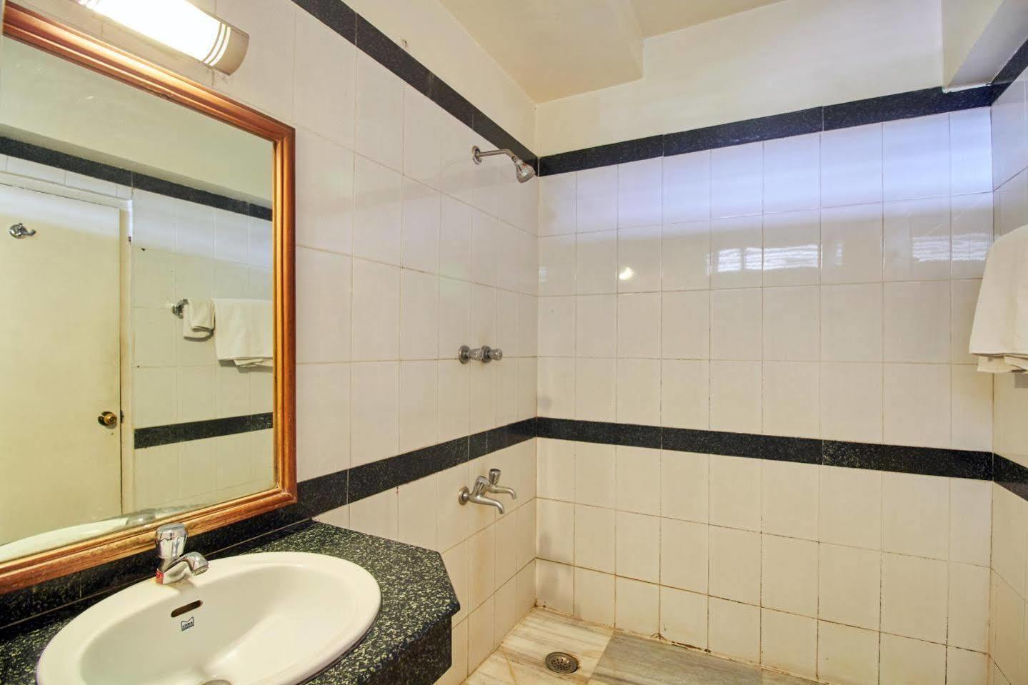 Hotel Chalukya Bangalore Eksteriør bilde